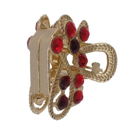 5مزیت مهم استفاده از گیره روسری کلیپسی