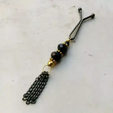 تولید گیره روسری مشکی در دی ماه 1400