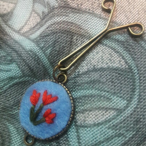 خرید عمده گیره روسری کار دست