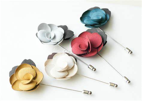 قیمت عمده سوزن روسری آویزدار