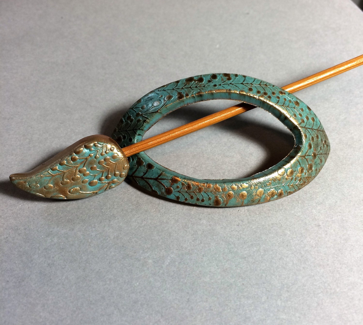 خرید عمده گیره روسری دست سازگلدوزی شده