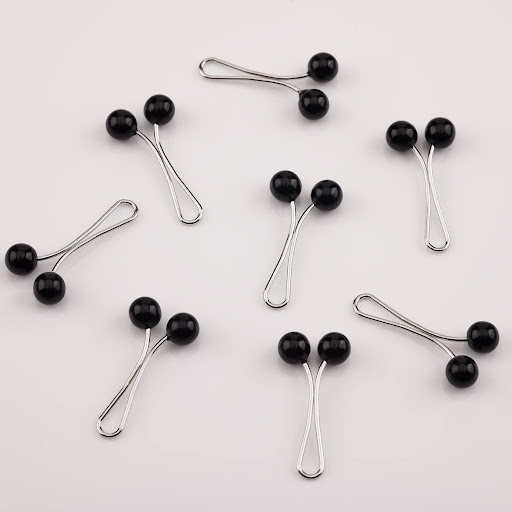 خرید بهترین گیره روسری مجلسی طرح گل مشکی